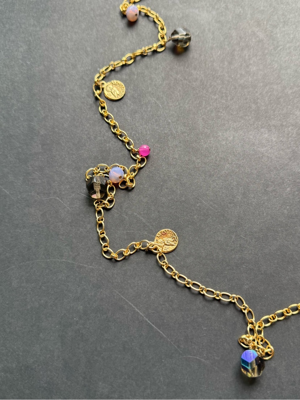 Gemstoned beaded necklace - Picture 3 of 7